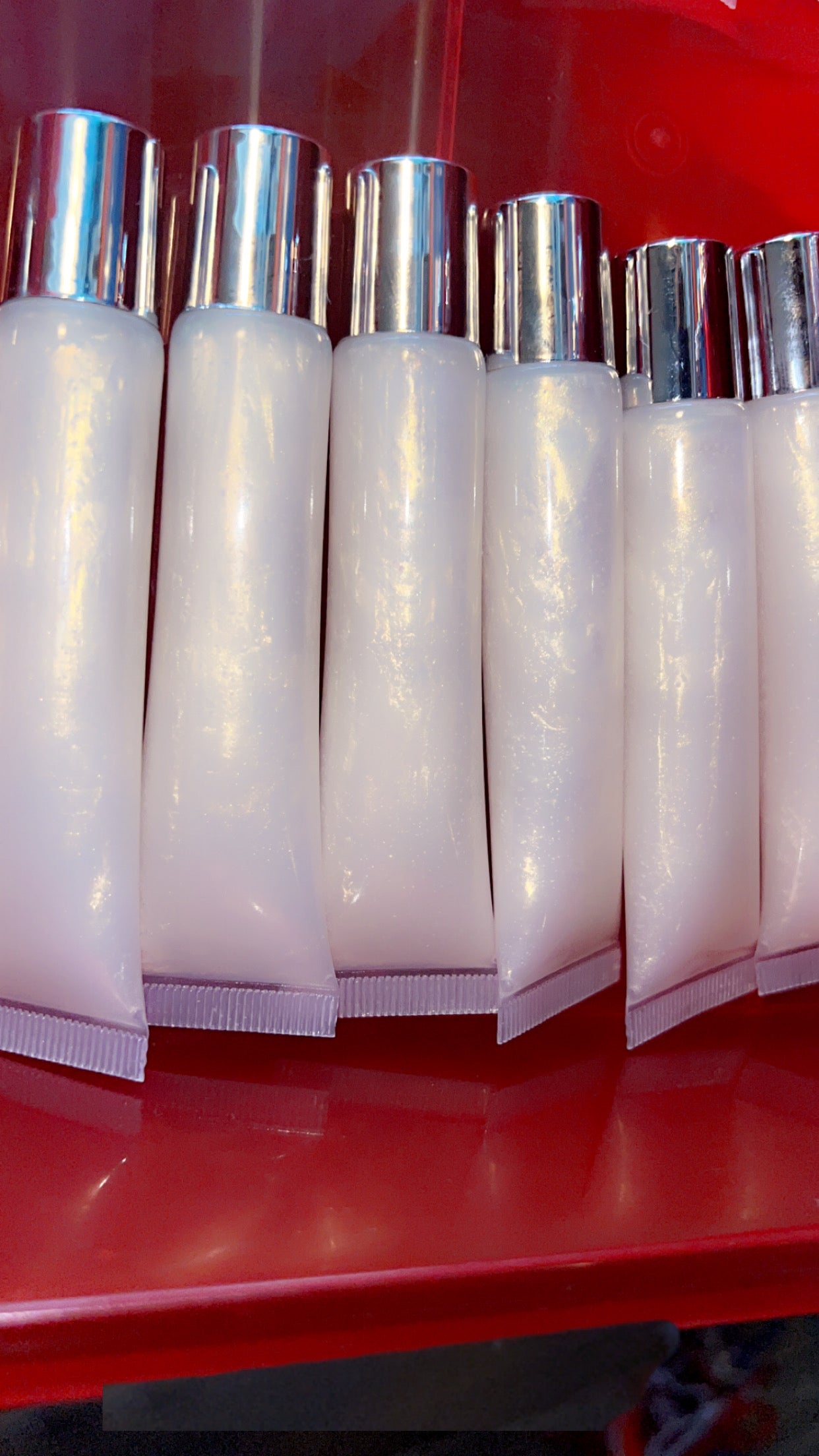 SQUEEZE TUBES