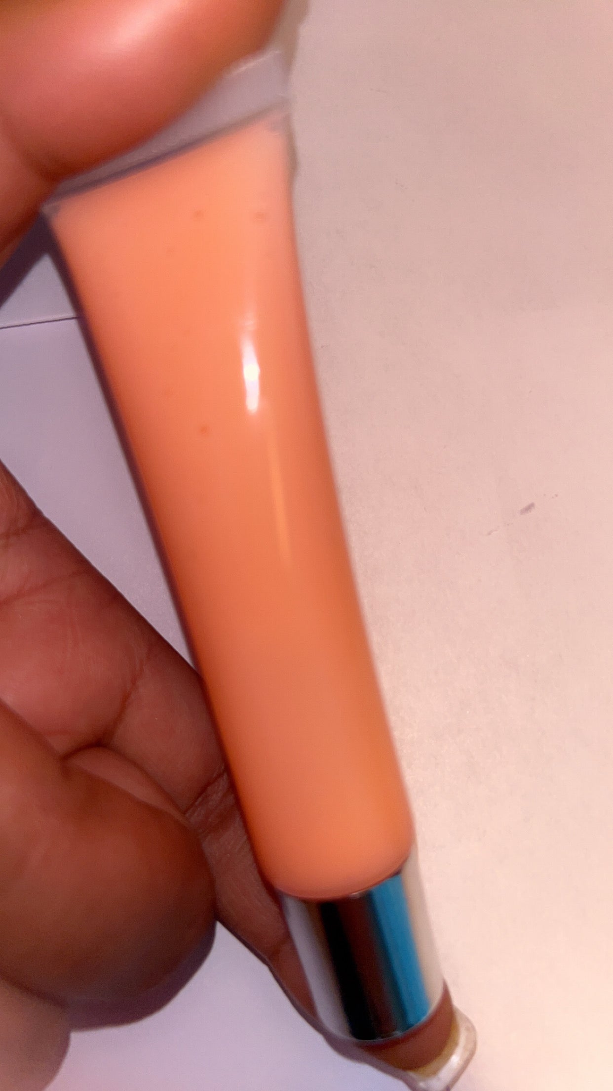 SQUEEZE TUBES
